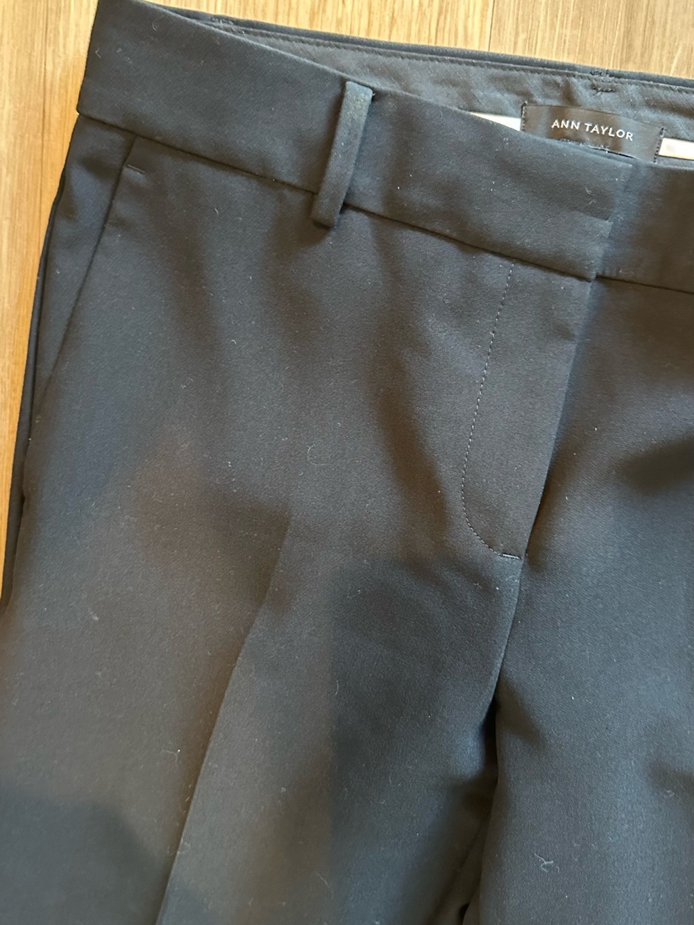 Ann Taylor the Jayne black dress pants 8p - Picture 3 of 4